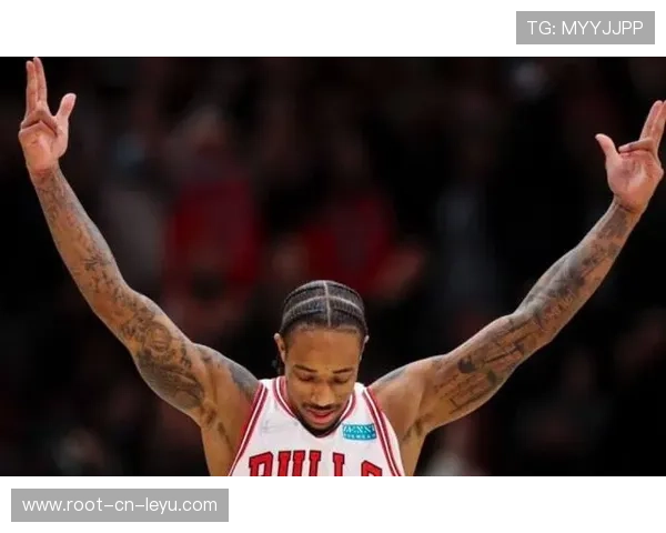 德罗赞罚球线附近后仰再现招牌动作